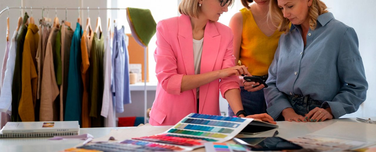 Creare un brand moda: come la stampa tessile personalizzata ti aiuta a distinguerti