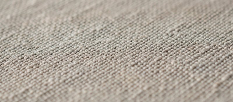 DENSITÉ, TISSAGE, COMPOSITION : COMMENT DÉCRYPTER LES CARACTÉRISTIQUES D'UN TISSU 