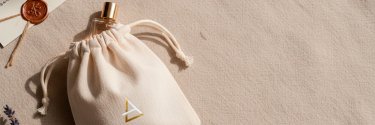 CRÉER UN PACKAGING TEXTILE HAUT DE GAMME : SACHETS ET POCHONS EN TISSU PERSONNALISÉS